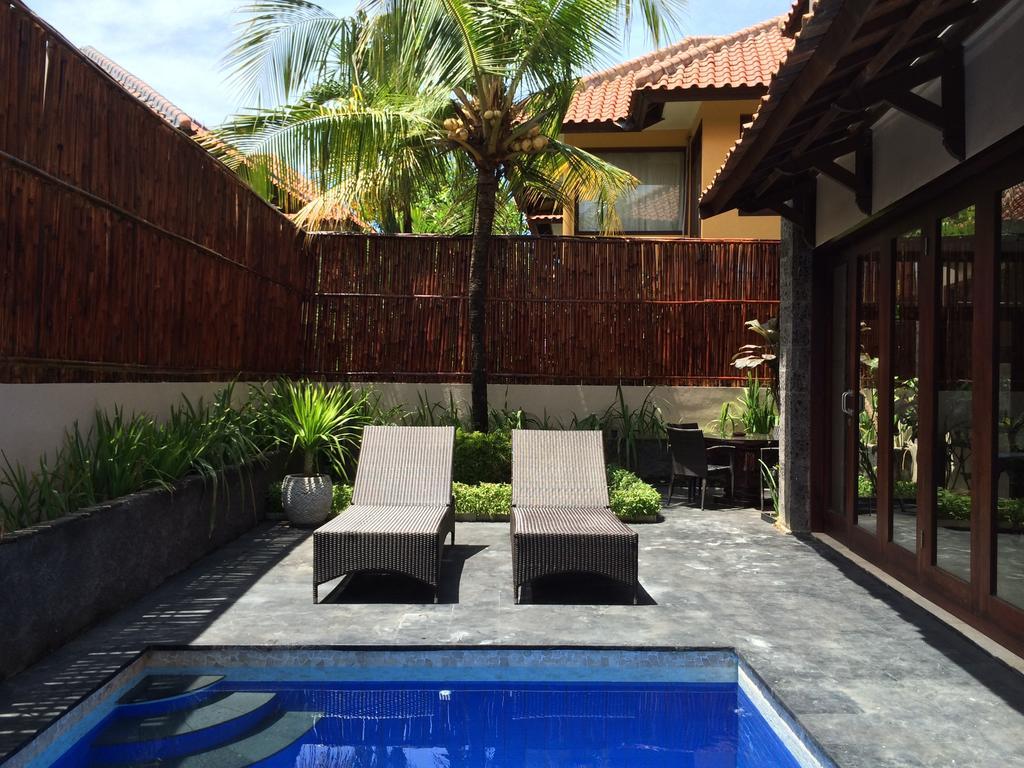 Kuta Holiday Villas ภายนอก รูปภาพ