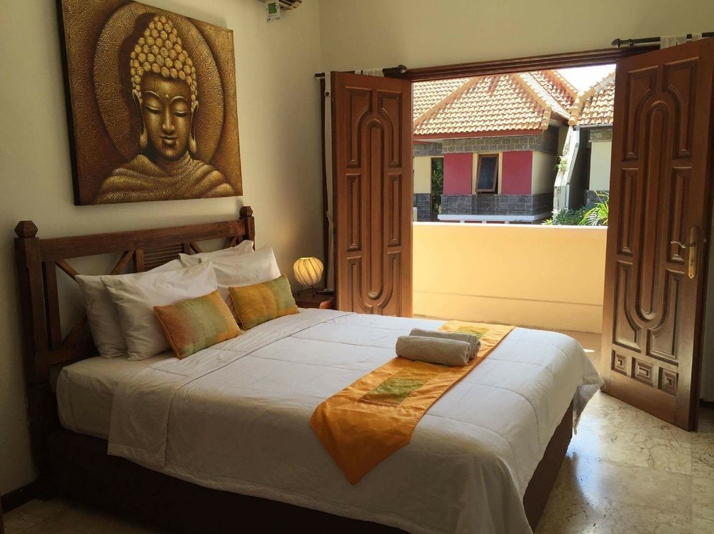 Kuta Holiday Villas ภายนอก รูปภาพ