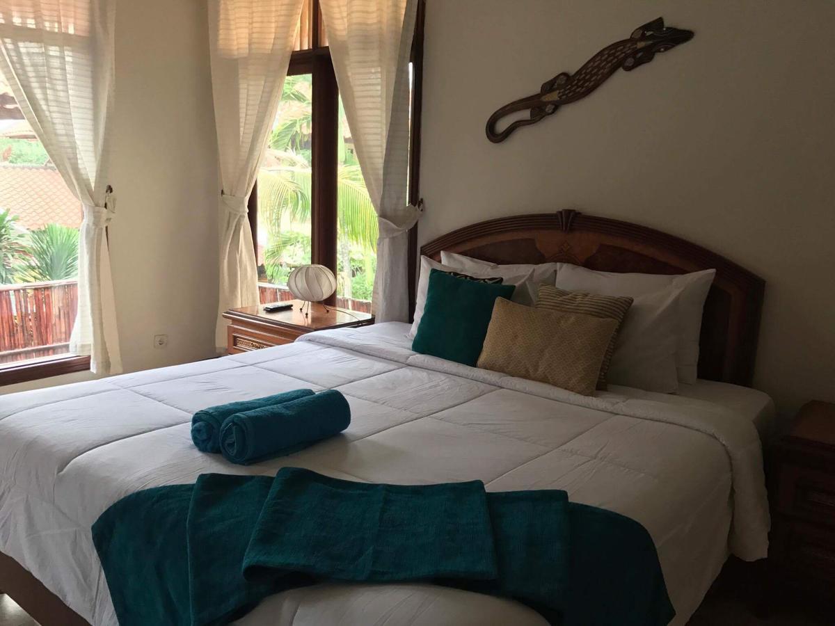 Kuta Holiday Villas ภายนอก รูปภาพ