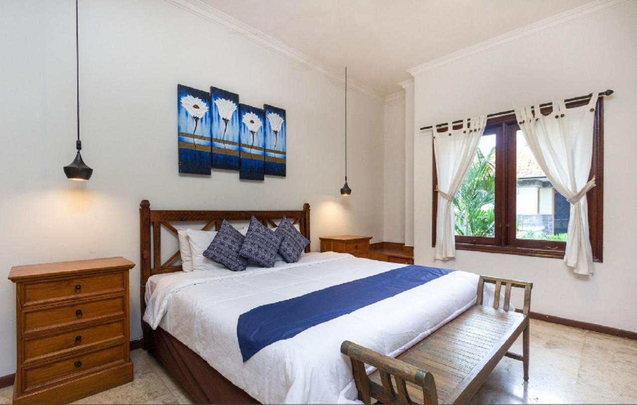 Kuta Holiday Villas ภายนอก รูปภาพ